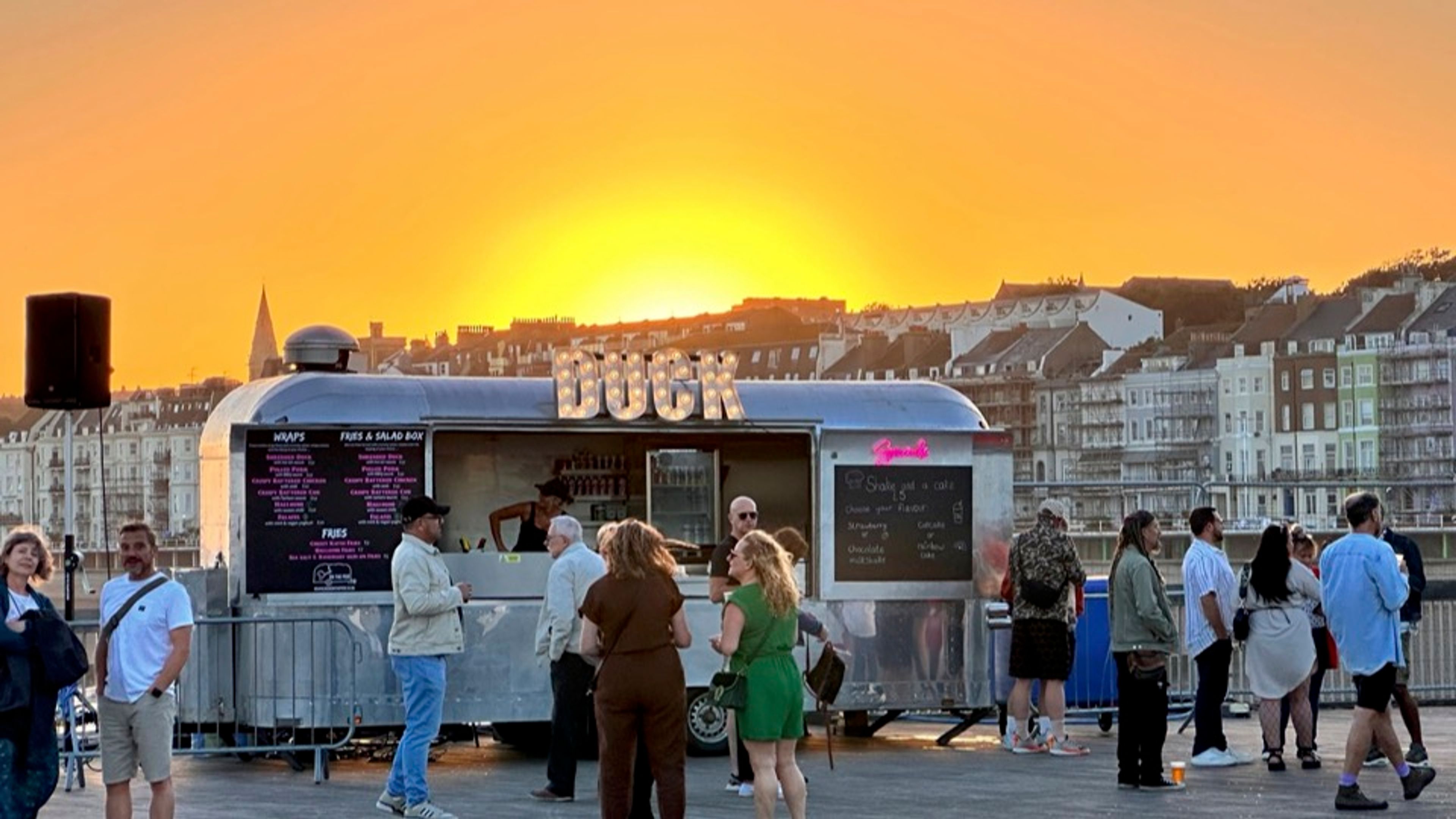 Street Food by Sally - Duck