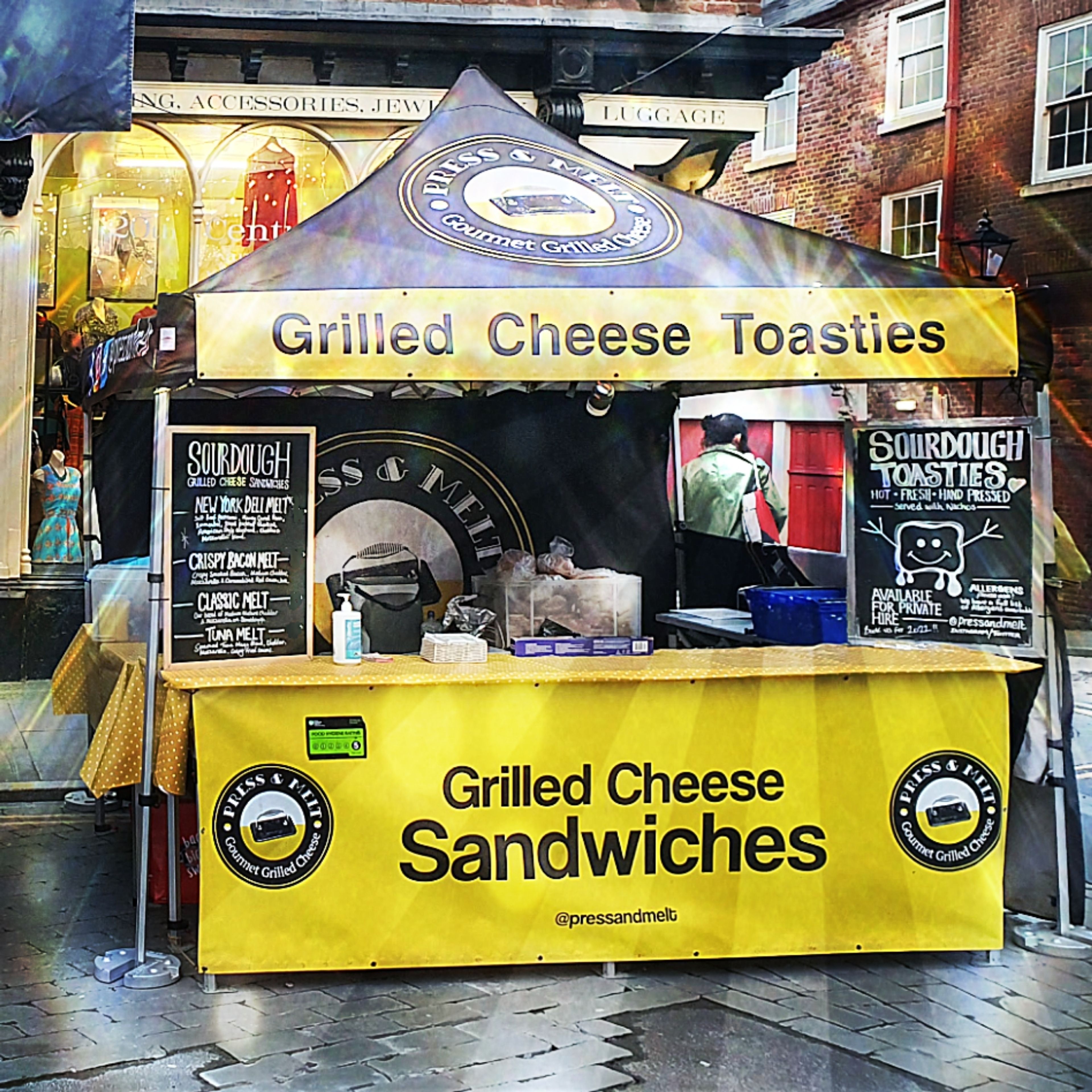 Press & Melt Grilled Cheese