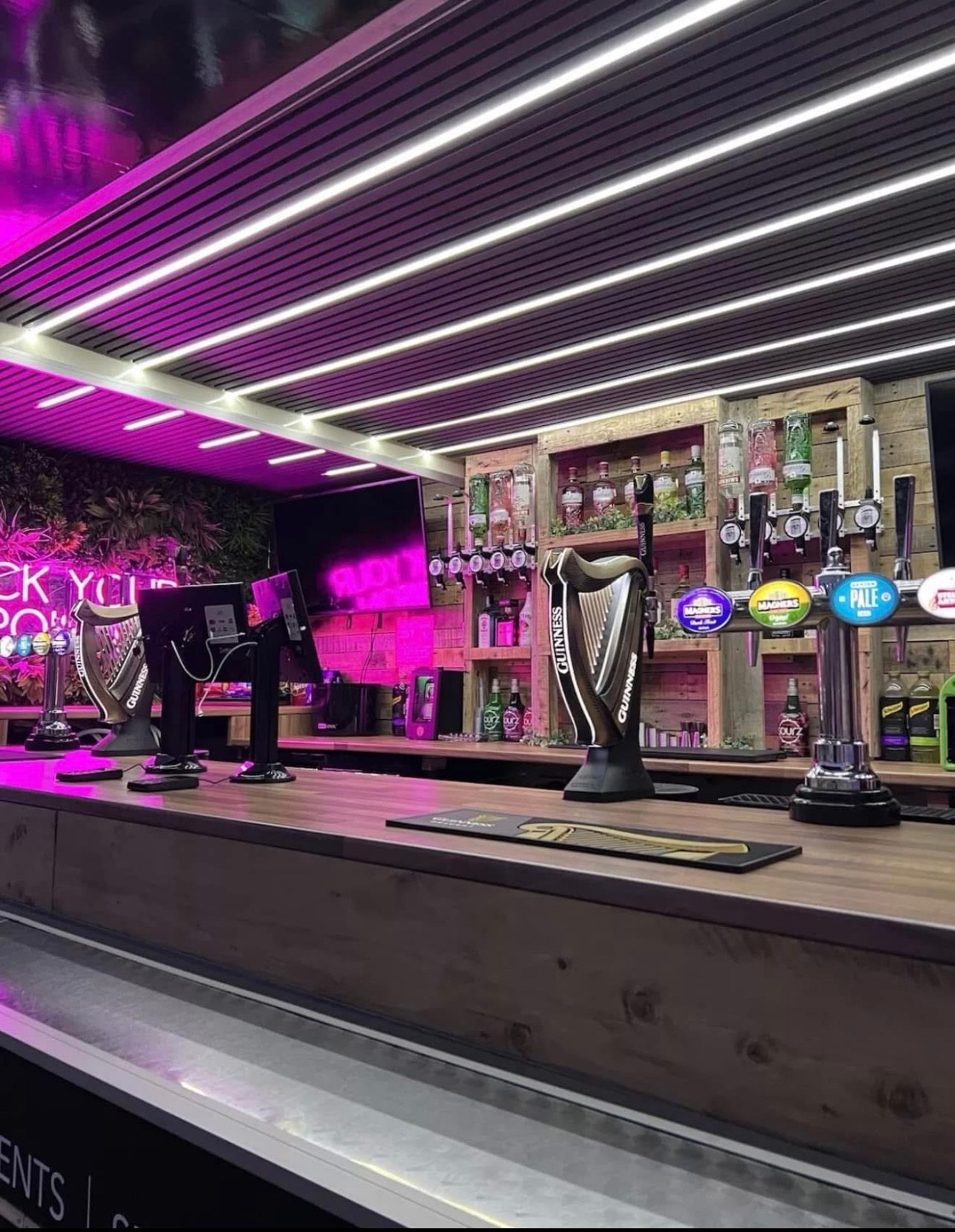 L&E Mobile Bars