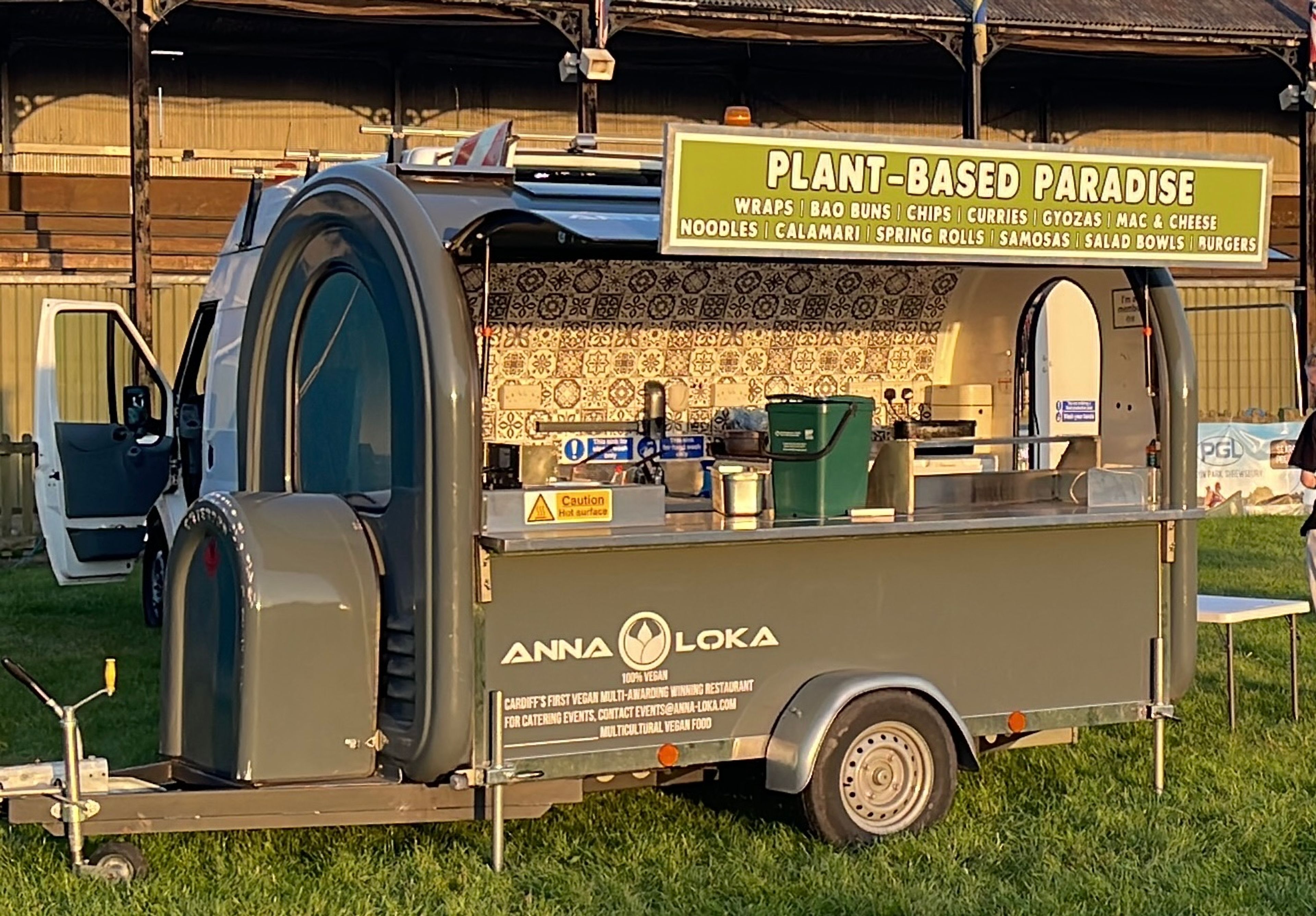 Anna Loka / Plant Based Paradise 