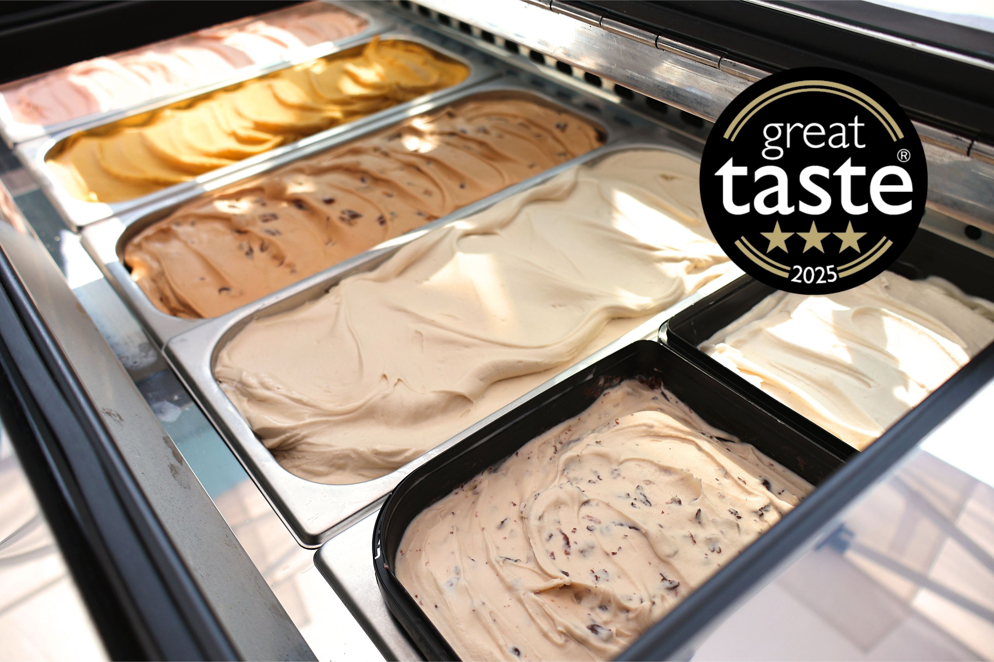 ¡HELADO!