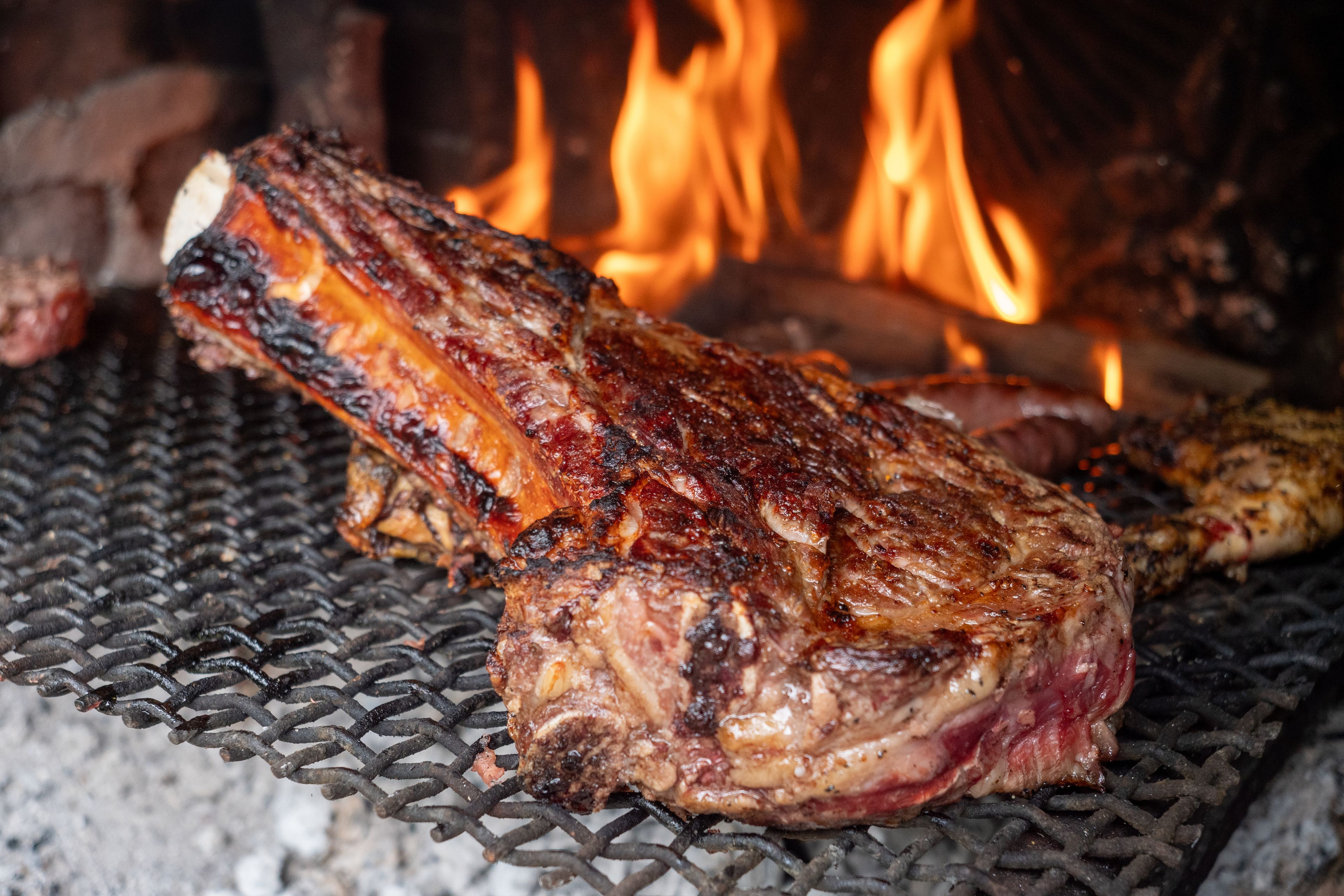 Tomahawk Argentinian Grill
